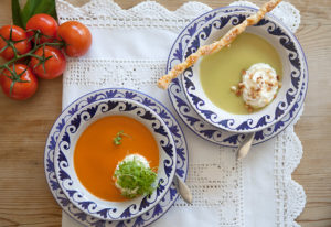 Zwei Suppen des Restaurants